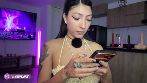 Snapshot of cat_didy chatting on 05/06/26, 02:55 Didy online show from 05/06/26, 02:55