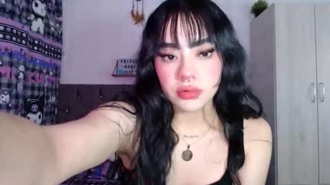 Mila online show from 11/15/25, 07:05