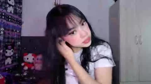 Mila online show from 11/20/25, 04:56