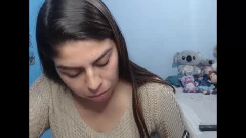 Snapshot of cata_09 chatting on 01/31/25, 12:17 cata online show from 01/31/25, 12:17