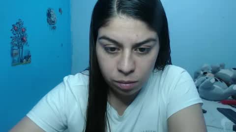 Snapshot of cata_09 chatting on 02/27/25, 12:21 cata online show from 02/27/25, 12:21