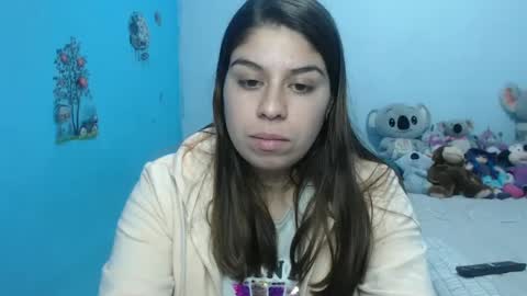 Snapshot of cata_09 chatting on 03/08/25, 12:11 cata online show from 03/08/25, 12:11
