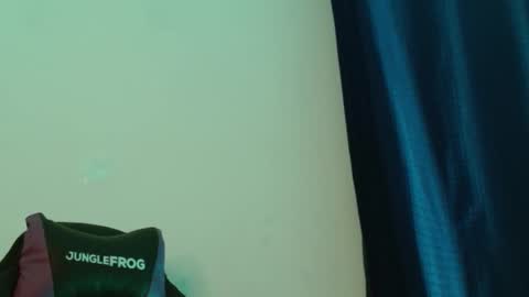 Snapshot of cata__gutierrez_ chatting on 10/03/25, 03:58 Cata online show from 10/03/25, 03:58