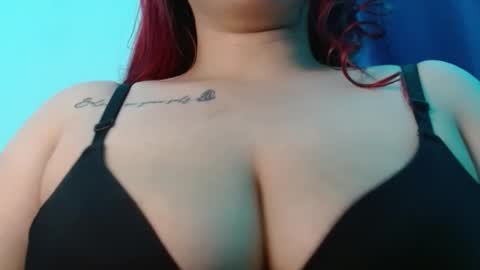 Snapshot of cata__gutierrez_ chatting on 11/13/25, 01:48 Cata online show from 11/13/25, 01:48