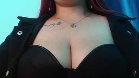 Snapshot of cata__gutierrez_ chatting on 11/20/25, 04:23 Cata online show from 11/20/25, 04:23