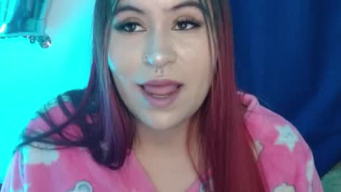 Snapshot of cata__gutierrez_ chatting on 12/15/25, 04:39 Cata online show from 12/15/25, 04:39