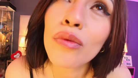 Snapshot of cata_alvarezz chatting on 02/19/25, 04:22 catalina online show from 02/19/25, 04:22