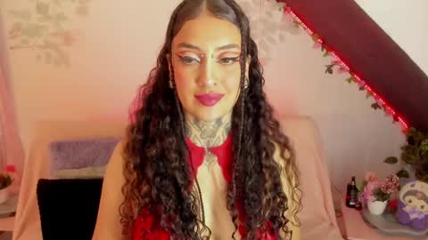 Cata green model independient online show from 01/08/25, 09:01