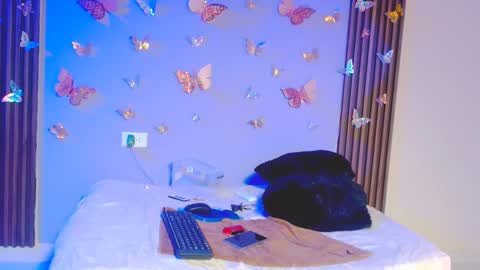 Snapshot of cataasexy18 chatting on 02/20/25, 12:41 catalina online show from 02/20/25, 12:41