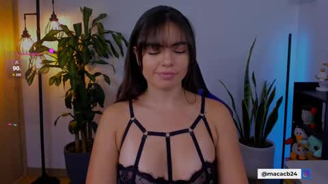 MACARENA online show from 09/21/25, 05:47
