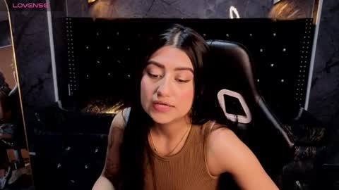 catalella_little_b online show from 06/06/26, 07:51