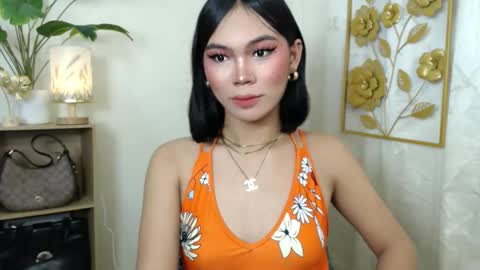 Snapshot of catalenax chatting on 09/30/25, 04:23 CatalenaX online show from 09/30/25, 04:23