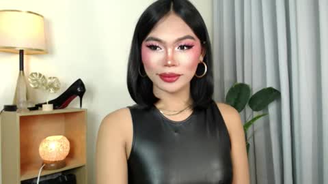 CatalenaX online show from 11/11/25, 03:34