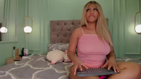 Snapshot of cataleya0320 chatting on 02/09/25, 05:43 Cataleya online show from 02/09/25, 05:43