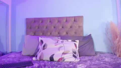 Snapshot of cataleya0320 chatting on 09/23/25, 04:26 Cataleya online show from 09/23/25, 04:26