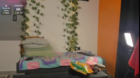 cataleya19__ online show from 01/25/25, 11:44