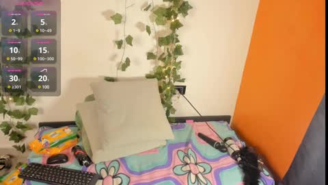 cataleya19__ online show from 02/17/25, 12:05