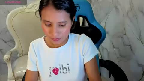 Snapshot of cataleya23_a chatting on 06/11/26, 08:18 cataleya23_a online show from 06/11/26, 08:18