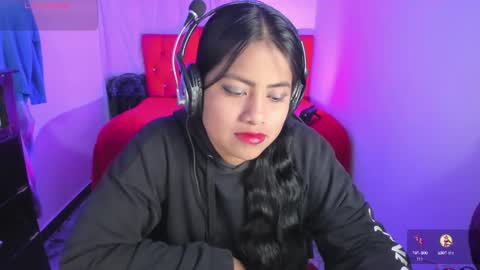 Flor....... online show from 12/17/24, 12:34