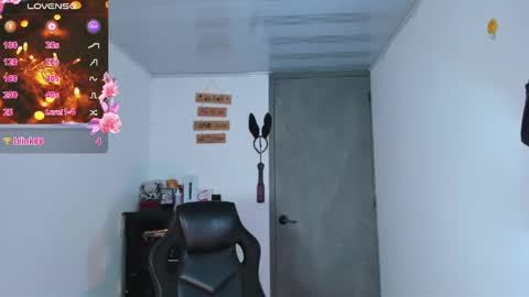 Flor....... online show from 03/12/25, 01:47