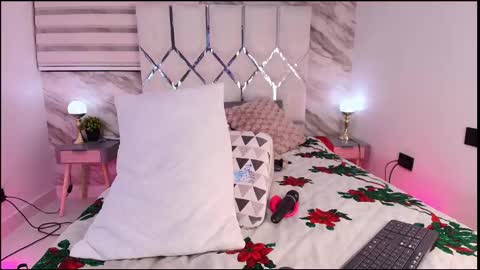 cataleya online show from 12/15/25, 03:00