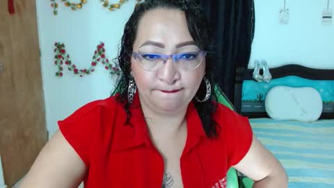 isabel online show from 01/07/25, 02:41