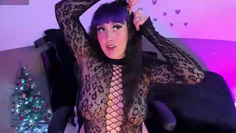 LUU online show from 11/27/25, 02:57