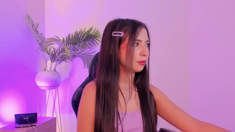 Snapshot of cataleya_castle chatting on 02/07/26, 12:09 C A T E online show from 02/07/26, 12:09