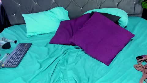 Cata Prins  online show from 01/16/25, 02:08