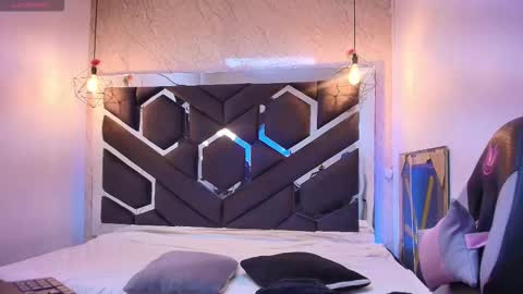 Snapshot of cataleya_sambrano chatting on 11/05/25, 11:10 Cataleya online show from 11/05/25, 11:10