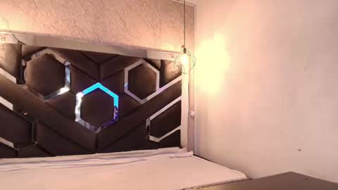 Snapshot of cataleya_sambrano chatting on 11/21/25, 11:09 Cataleya online show from 11/21/25, 11:09