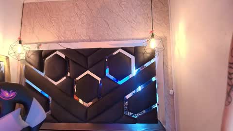 Snapshot of cataleya_sambrano chatting on 11/26/25, 11:11 Cataleya online show from 11/26/25, 11:11