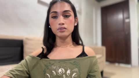 Snapshot of catalina2605 chatting on 11/27/25, 08:05 catalina2605 online show from 11/27/25, 08:05