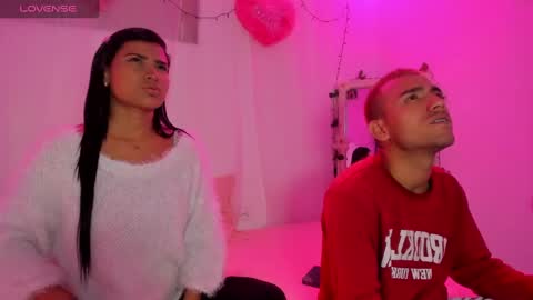 Cata y Roger online show from 02/25/25, 04:35