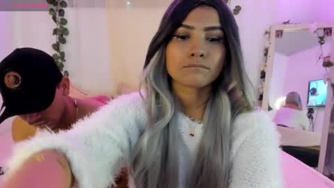 Cata y Roger online show from 10/19/25, 08:20