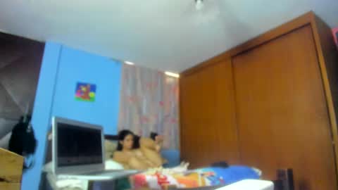 Snapshot of catalina_candela chatting on 10/13/25, 08:09 Catalina online show from 10/13/25, 08:09