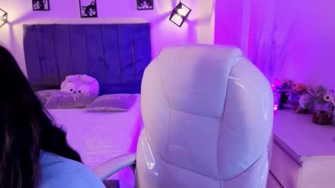 Snapshot of catalina_naughtyy chatting on 11/05/25, 03:06 Catalina online show from 11/05/25, 03:06