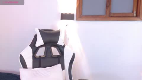 Snapshot of catalinaa_01 chatting on 07/16/26, 01:06 Catalina online show from 07/16/26, 01:06