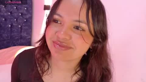 Snapshot of catalinaa_01 chatting on 07/30/26, 02:05 Catalina online show from 07/30/26, 02:05