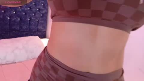 Snapshot of catalinaa_01 chatting on 08/01/26, 01:54 Catalina online show from 08/01/26, 01:54