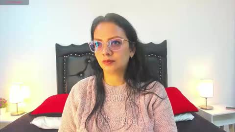Cata Rios online show from 09/10/25, 01:33