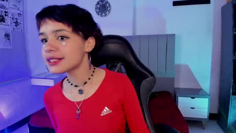 Cat  online show from 01/26/25, 02:14