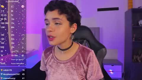 Cat  online show from 02/09/25, 09:39