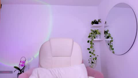 Snapshot of catbaby888_ chatting on 03/27/26, 12:05 online show from 03/27/26, 12:05