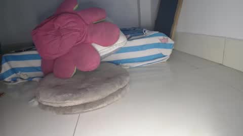 Snapshot of catelinan chatting on 05/25/26, 11:22 catelinan online show from 05/25/26, 11:22