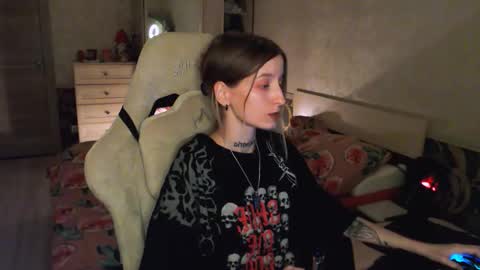 Snapshot of cath_dysphoria_ chatting on 09/22/25, 08:55 CATH online show from 09/22/25, 08:55