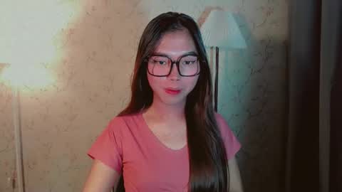 Snapshot of catherine_365 chatting on 10/18/25, 07:25 catherine_365 online show from 10/18/25, 07:25