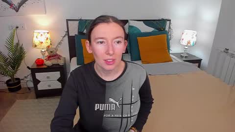 Catrin online show from 12/09/24, 07:28