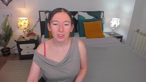 Catrin online show from 12/16/24, 03:40