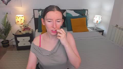 Catrin online show from 12/16/24, 07:58